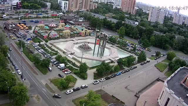 Москва: Площадь Славы и фонтан «Музыка Славы» в Кузьминках