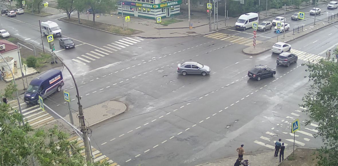Перекресток на улице Яблочкова