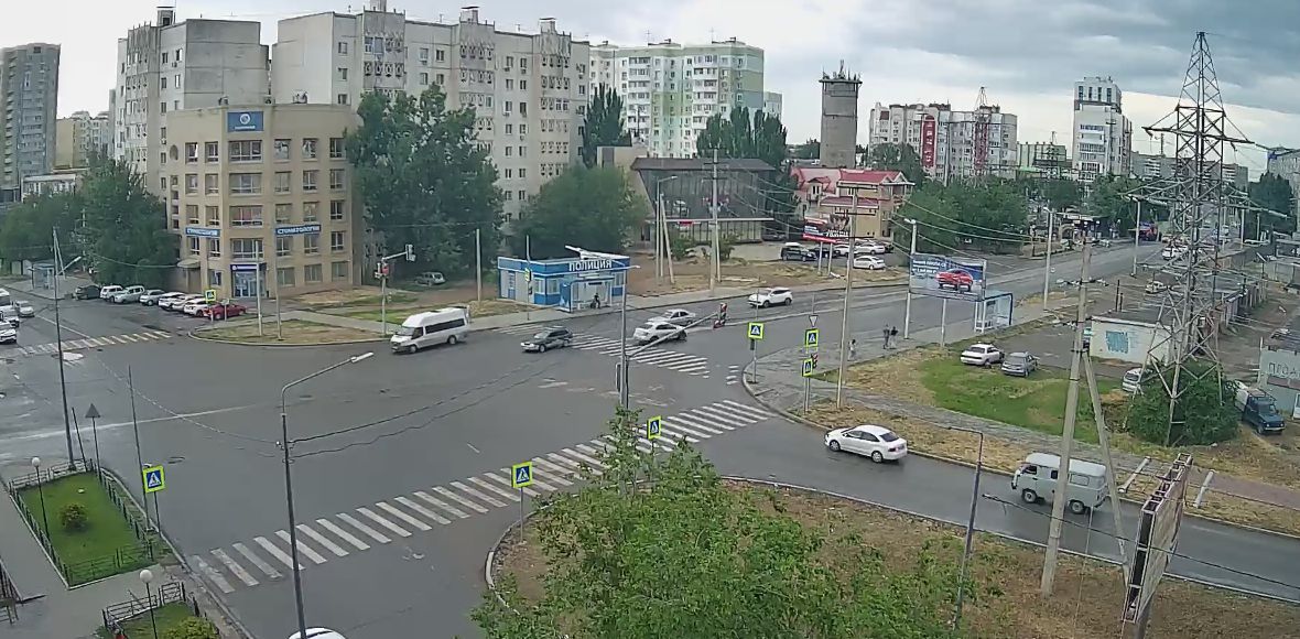 Пересечение улиц Куликова и Бориса Алексеева