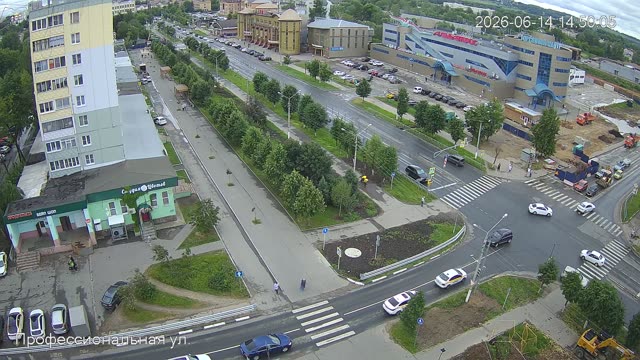 Вид на ТЦ «Альбатрос»