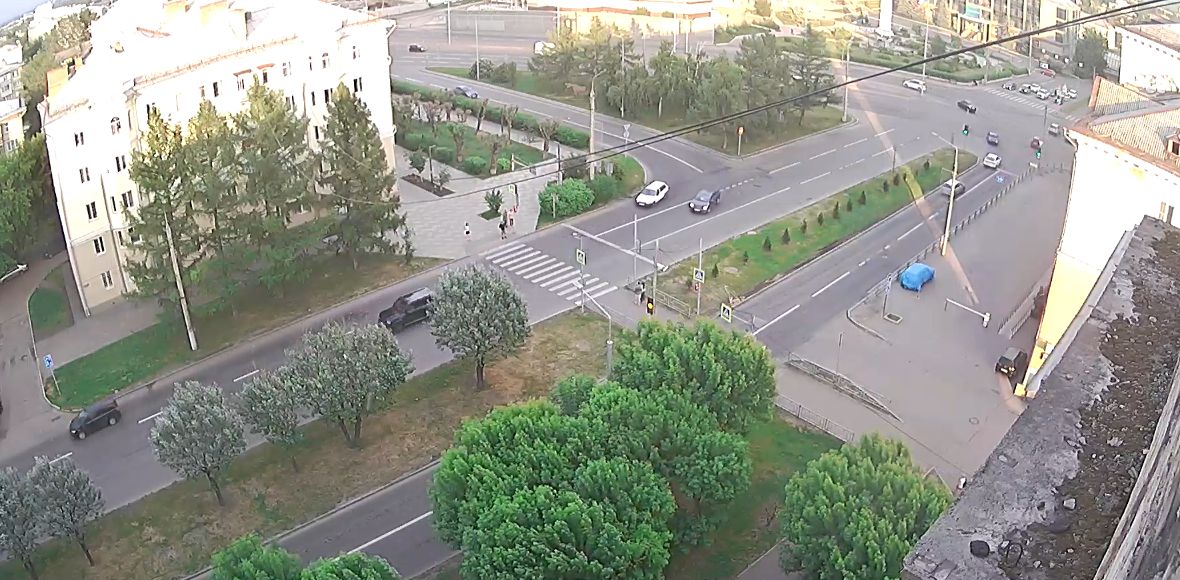 Городской пейзаж на улице Чайковского