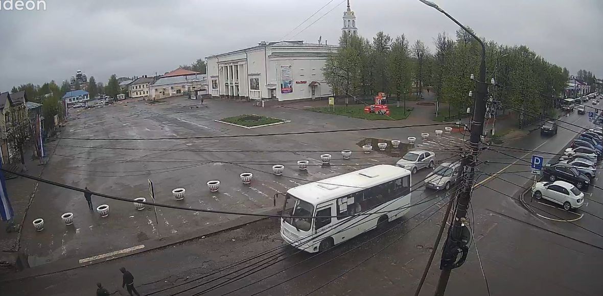 Шуя: Центральная площадь и сквер «Зелёное фойе»