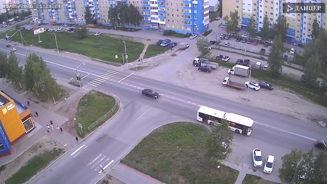 Вид на улицу Ханты-Мансийская