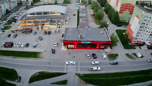 Супермаркет «Птаха» на улице Нефтяников