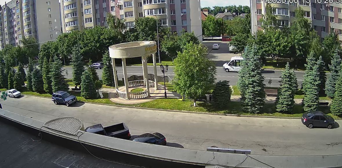 Вид на улицу Тухачевского и сквер
