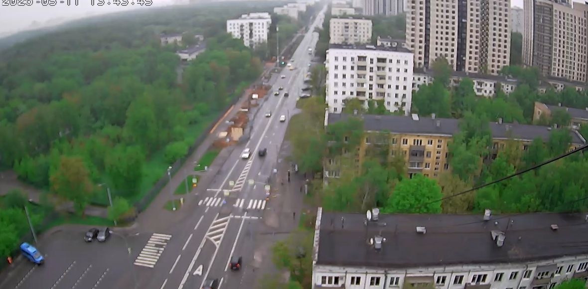 Москва: Улица Юных Ленинцев у дома 125