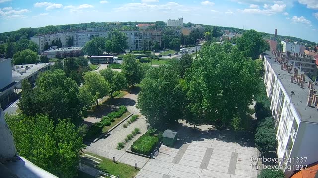 Атмосфера площади Йокаи