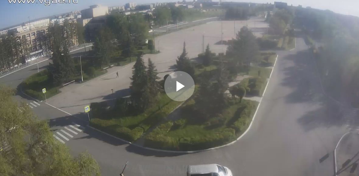 Вид на Южный Урал: Центральная площадь города Гай