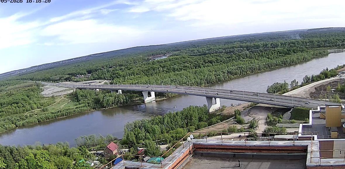 Над рекой Уфой: Пугачёвский мост