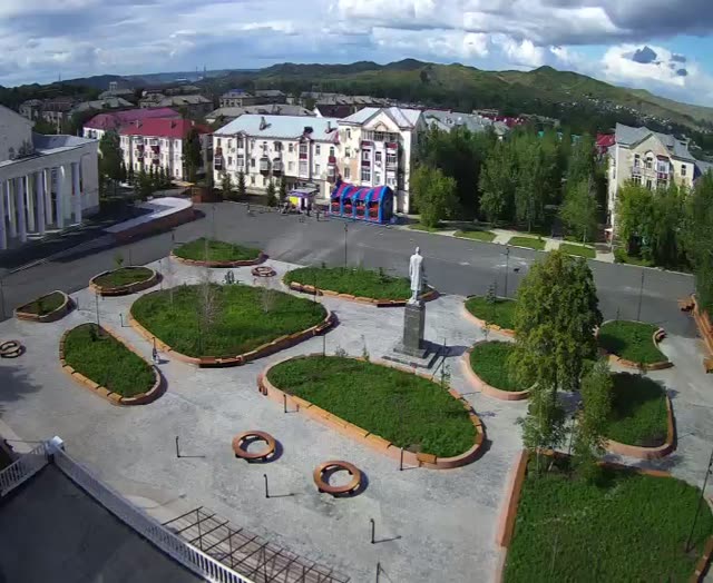 Центр промышленного города: Площадь Ленина
