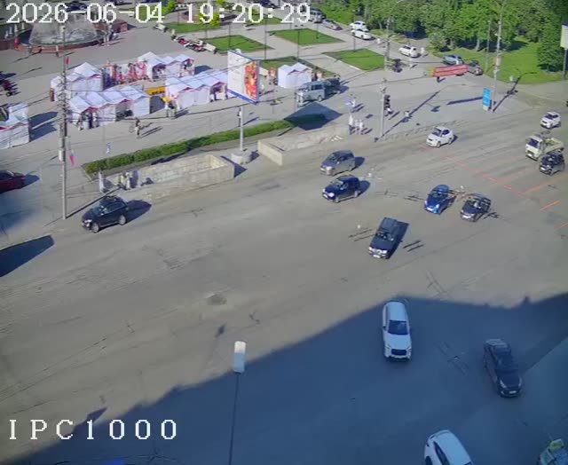 Огни большого города: Площадь Пименова