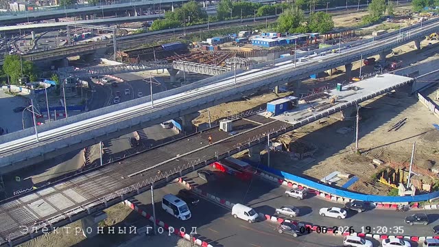 Грандиозная стройка: Площадь Труда